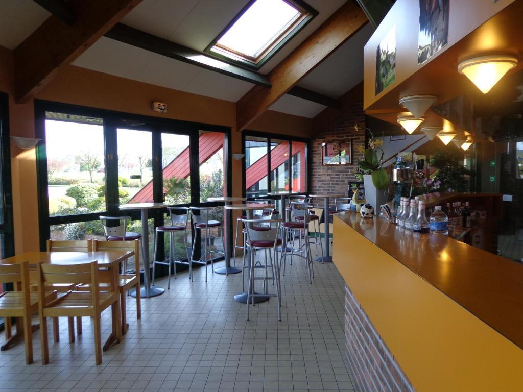Hotel le Bretagne Louvigné-de-Bais Extérieur photo